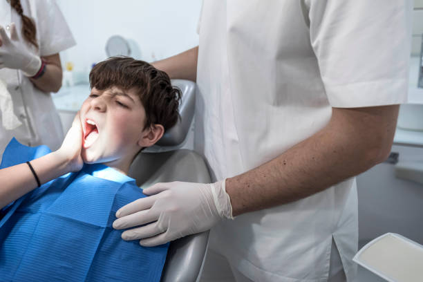 Best Emergency Tooth Extraction in Martin, TN